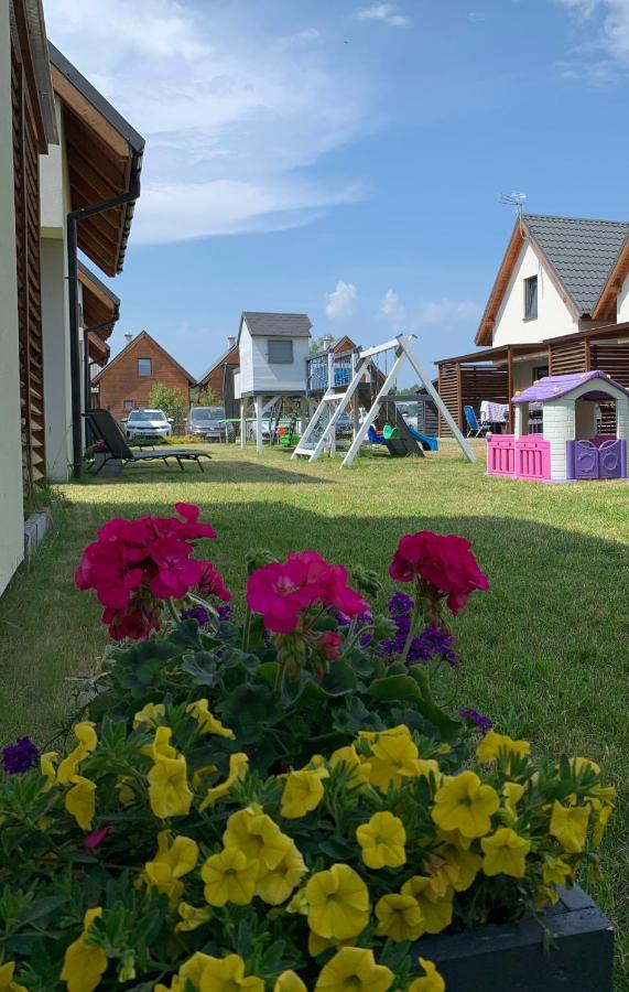 Nadmorskie Domki Blu Debki Bagian luar foto